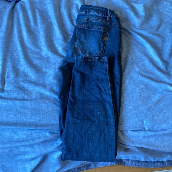 Very very nice jeans, make your butt look very nice but never wear them! - Picture 3 of 3